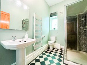 Photo 30- click for photo gallery